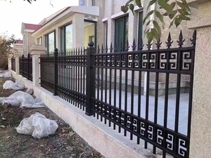 סגסוגת אלומיניום וילה חצר חצר וילה גדר חיצונית מעקה אמנות מרפסת רכבת גדר חיצונית אלגנטי - Product Image 2