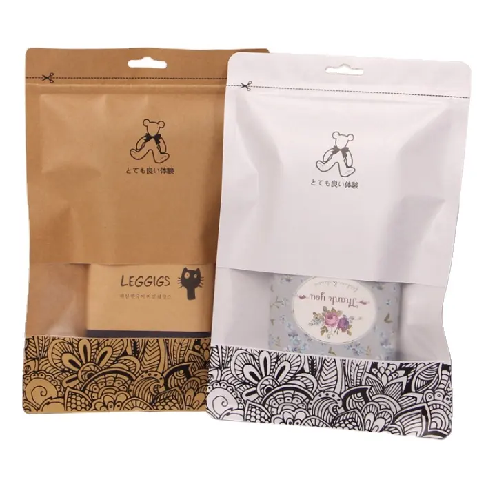 Impressão personalizada Eco-friendly Kraft Paper Resealable Ziplock Bags Com Alça Janela Clara Para Roupas Sacos De Embalagem