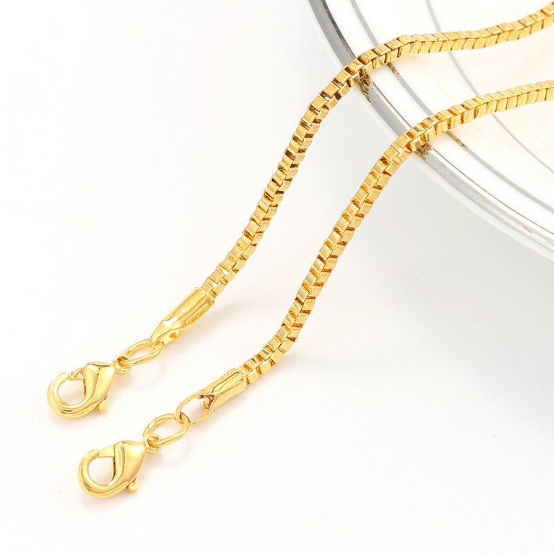 Venice (14K gold with silicone buckle)