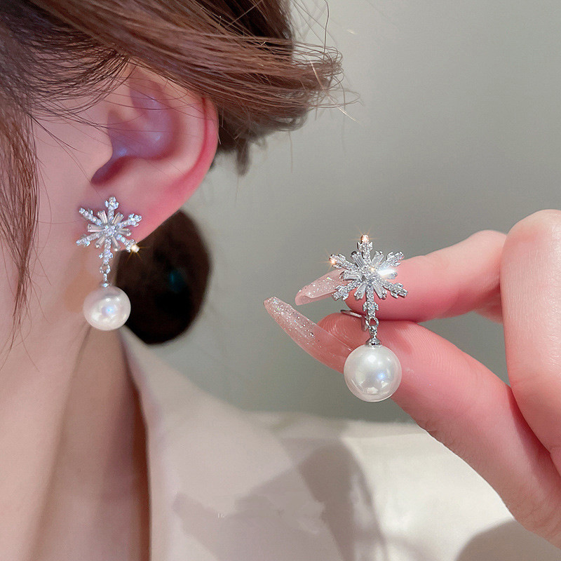 E2477 white gold