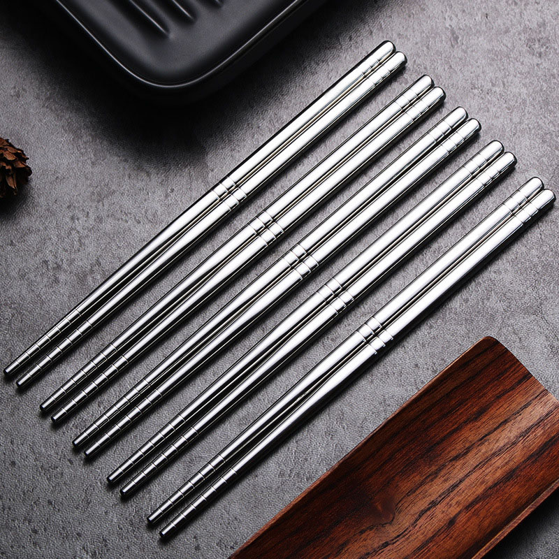 304 Metal Traditional Korean Lightweight Chopstick set gift Chinese chopsticks with logo Hot Sale Supermarket