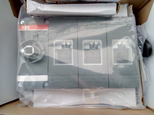 Per un B B nuovo di zecca originale 630A interruttore di isolamento OT630E12P 10069820 per la programmazione PLC e il controllo industriale - Product Image 2