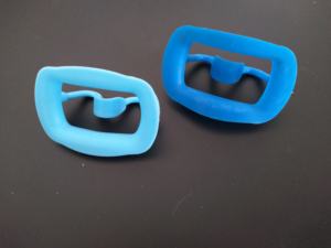 Accessorio multiuso per lo sbiancamento dei denti per la pulizia dentale per linguetta in Silicone retrattore per la bocca - Product Image 4