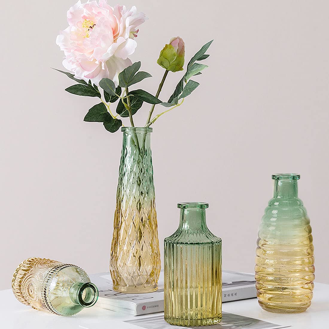 Set of 4 Cute High Quality Lead Free Crystal Colorful Bud Baroque Glass Vases for Home Wedding Table Flower Decorations