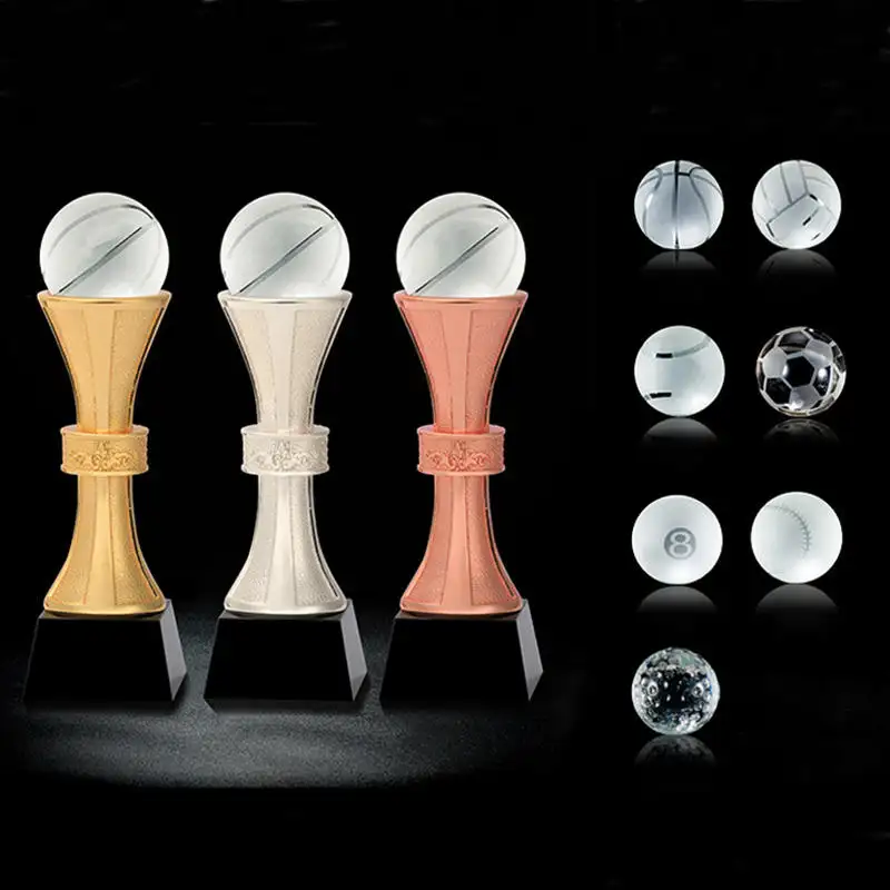 Trofeo de cristal personalizado con juego deportivo, trofeo de resina con base de madera, precio de fábrica