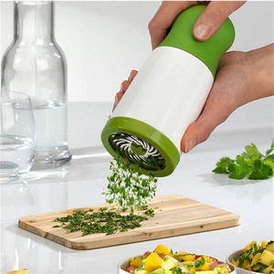 Ot baharat öğütücü değirmen maydanoz parçalayıcı sebze doğrayıcı kesici sarımsak kişniş baharat öğütücü mutfak aksesuarları - Product Image 1