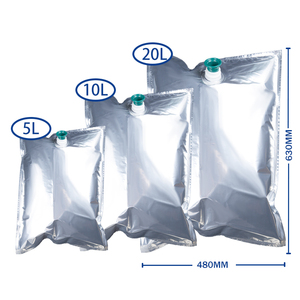Şeffaf plastik FIBC 2l 3l 10l <span class=keywords><strong>20kg</strong></span> PE torba kutuda özel karikatür esnek süt elma suyu şarap sıvı ambalaj