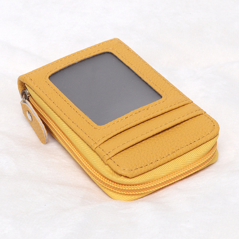 Jaune