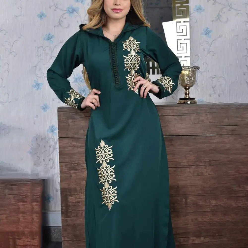 Vestido elegante con capucha para mujer, ropa islámica de fábrica, bordado de flores de manga larga, venta al por mayor, etiqueta personalizada