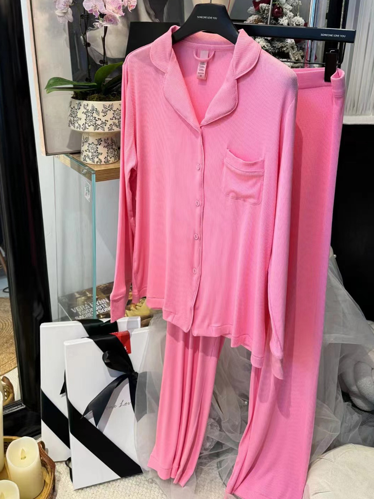 Kardashian fil grossier Barbie rose pantalon à manches longues
