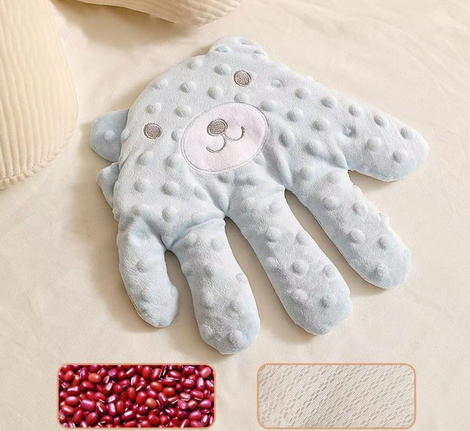 Petit ours bleu qui dort