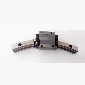Riel de guía curvo de Japón HCR15A2LL + 60/300R un riel con un bloque - Product Image 1