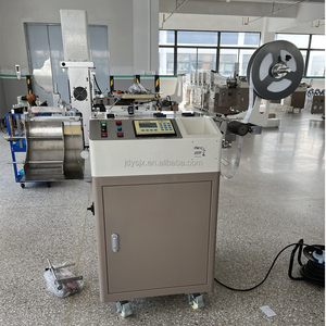 JC-3080B машина для ультразвуковой резки этикеток с автоматическим укладчиком для полиэфирной атласной ленты, этикетки для ухода за одеждой, аксессуары для одежды - Product Image 4