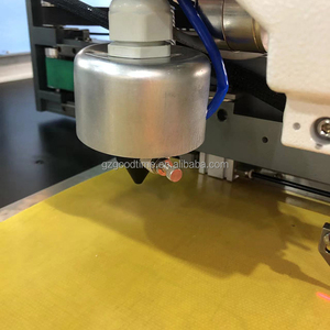 Macchina da cucire per cucire con motivo a innesto con taglio laser automatico - Product Image 4
