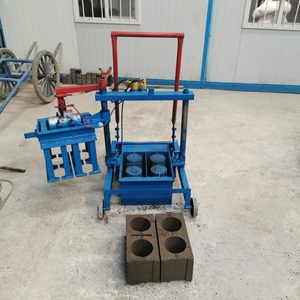 Máquina de fabricación de bloques de enclavamiento manual a la venta, utilizada para hacer bloques de formación de ladrillos de arena de cemento hueco - Product Image 4