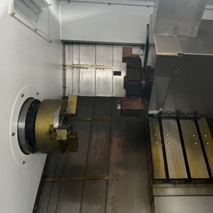Torno CNC de cama inclinada automática de alta precisión, mandril de herramientas de servicio pesado alimentado por eje C con sistema Nuco CNC, de alta precisión, - Product Image 6