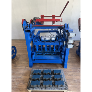 Máquina de fabricación de ladrillos de bloques huecos semiautomática de tipo fijo 4-35A equipada con línea de fabricación de ladrillos mezcladora de cinta transportadora - Product Image 3