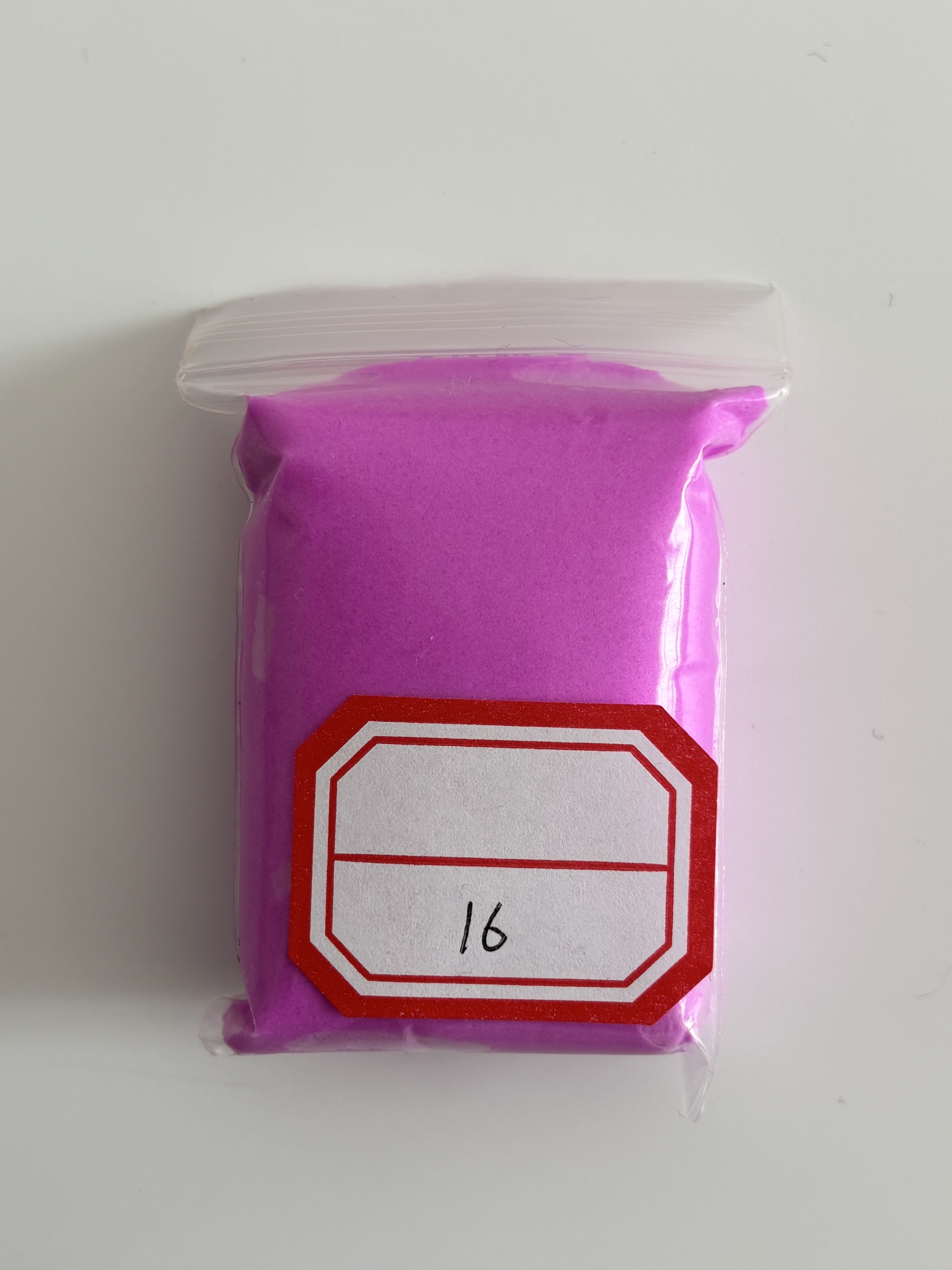 16.violet fluo