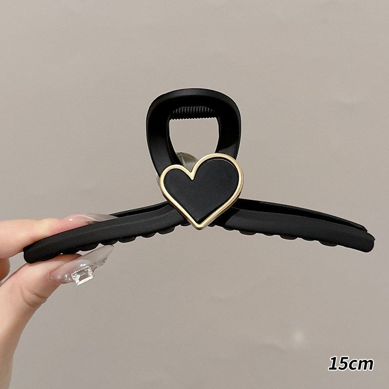 3 matte black heart-shaped 15cm