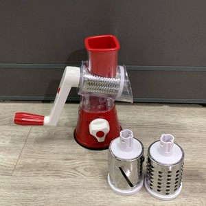 Slicer ירקות, <span class=keywords><strong>3</strong></span> ב <span class=keywords><strong>1</strong></span> סיבוב ירקות חותך גבינת מרשר תוף סיבובי מטריף עם <span class=keywords><strong>3</strong></span> להבים מפלדת אל חלד