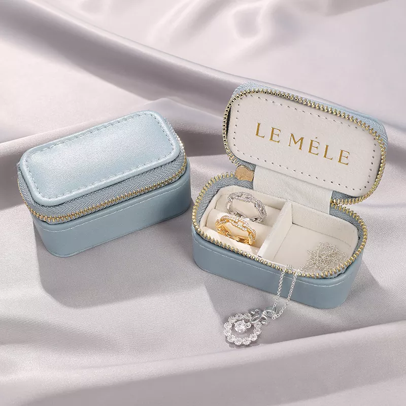 สีฟ้าอ่อน