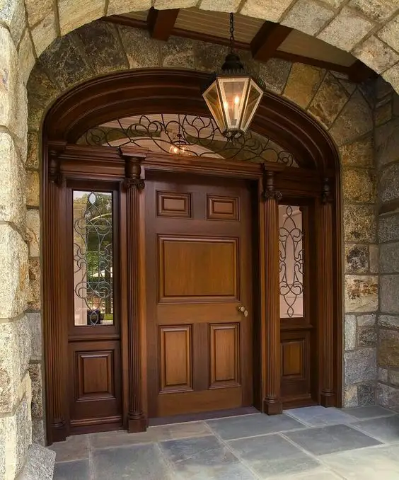 Porte d'entrée classique en bois et en métal, porte principale de luxe pré-accrochée