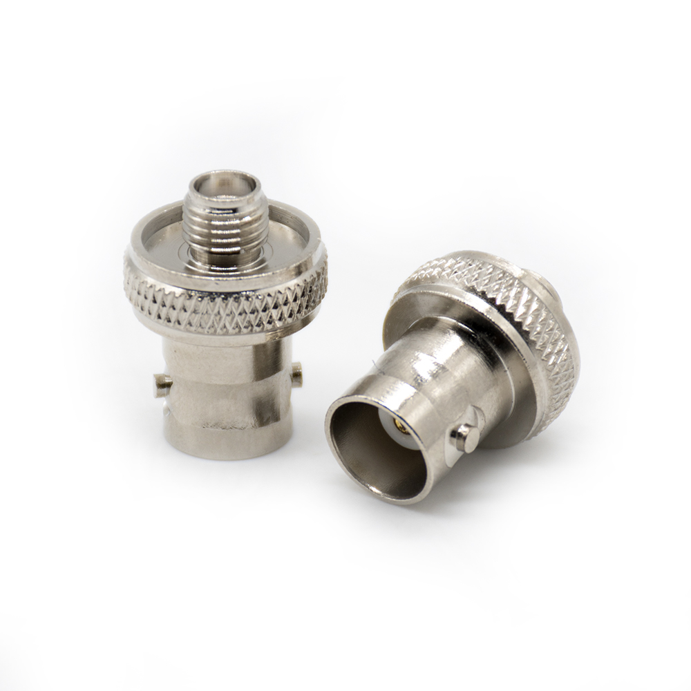 Adaptateur BNC femelle vers SMA femelle