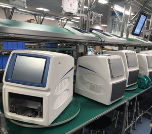 Gentier 96R4蛍光チャンネルリアルタイム定量PCRRT PCRマシンDNAテスト
