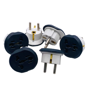 Adaptador de enchufe de viaje Universal, adaptador de corriente de 3 vías con forma pequeña - Product Image 3