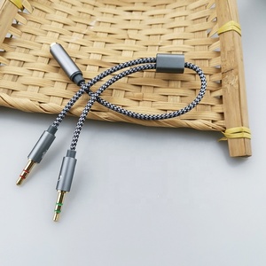 3.5mm kadın Y Splitter ses adaptörü kablosu <span class=keywords><strong>2</strong></span> <span class=keywords><strong>Jack</strong></span> 3.5mm erkek PVC ceket bilgisayar dizüstü Aux mikrofonun kulaklık Mic USB