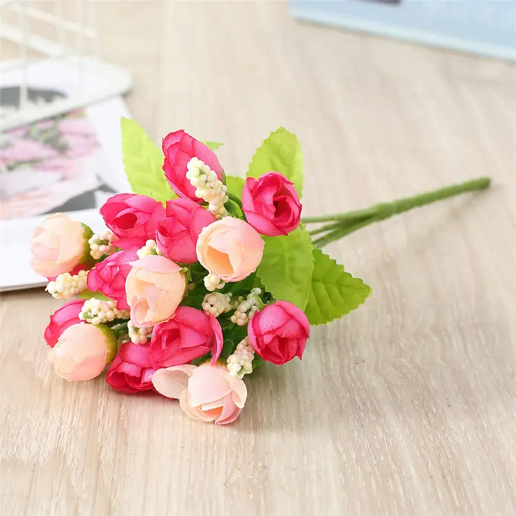 Toptan mini plastik yapay çiçek 15 kafa gül tomurcuk ev düzenleme düğün etkinlikleri dekor için