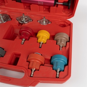 Probador de presión de radiador de bomba Manual automotriz Kits de probador de presión de sistema de refrigeración Prueba de fugas para automóviles - Product Image 4