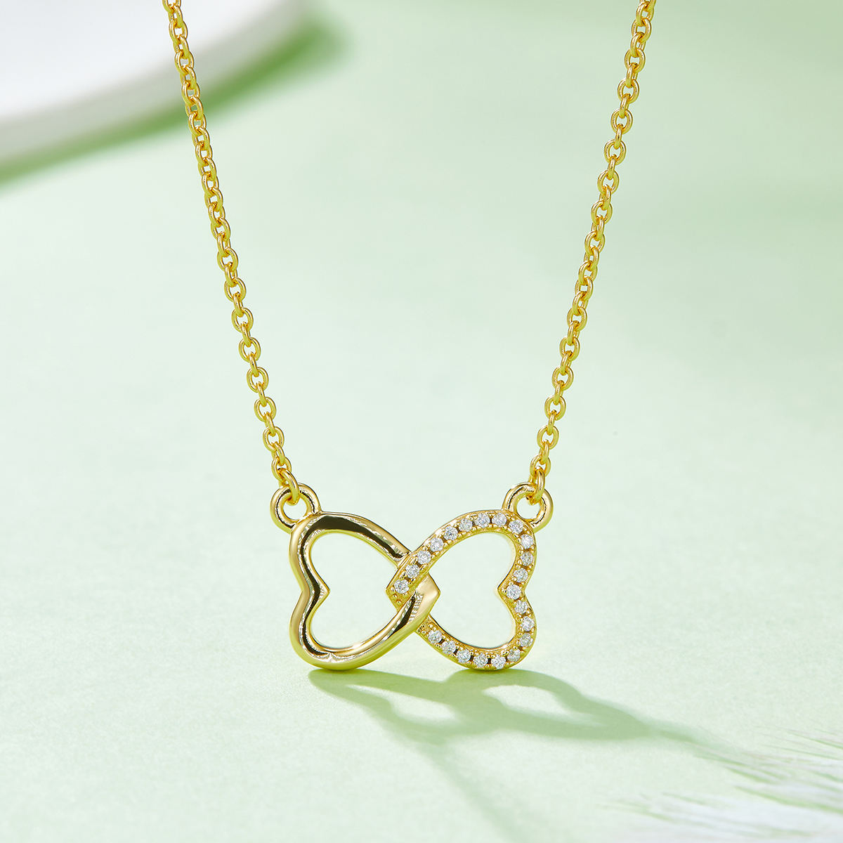 สีเหลือง