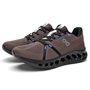 Erkekler için 2025 özel Logo koşu spor ayakkabı Mesh nefes Sneakers tasarımcı spor yürüyüş tarzı - Product Image 2