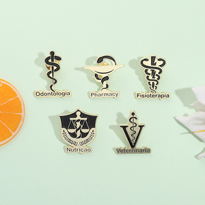 医学シンボルエナメルピン獣医薬局Odontologia Nutrio Physiotherapyロゴシンボルブローチラペルバッジジュエリーギフト