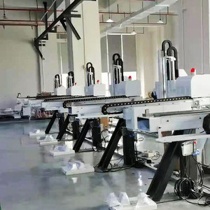 Braccio Robot industriale CNC a 3 assi per stampaggio ad iniezione grande 5 assi Euromap12/67 interfaccia Core tra cui cuscinetto pompa PLC - Product Image 6