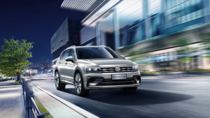左ステアリングV WティグアンL 380 TSIハイブリッド燃料ガソリン車付き2WD RラインSUV Yuexiangバージョン