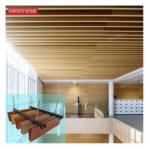 户外酒店用悬挂式金属条木质挡板天花板u型铝线性面板使用商场用流行假天花板设计 - Product Image 3