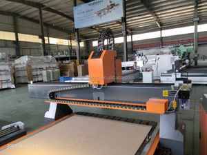 China Rotations-CNC-Router 4-Achsen-CNC-Router mit gutem Preis - Product Image 4