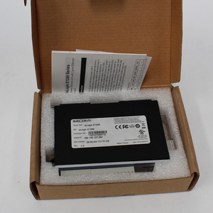 良好な状態で使用されるIoLogik E1262 IOモジュール - Product Image 1