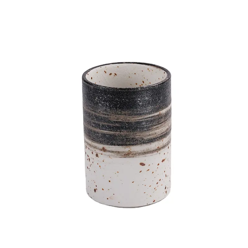 Opaco di Colore Marrone Dell'annata di Ceramica Grossolana ceramica Dipinto A Mano Tazze