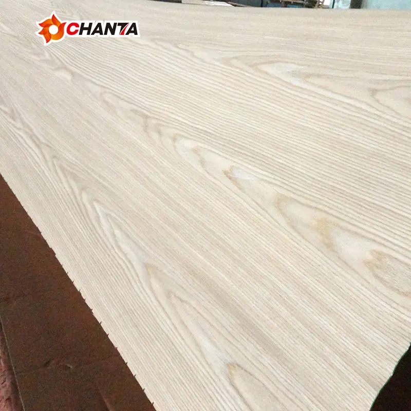 Venta directa de fábrica de 0,15mm-1,5mm EV blanco gurjan núcleo de madera de chapa de roble para suelos