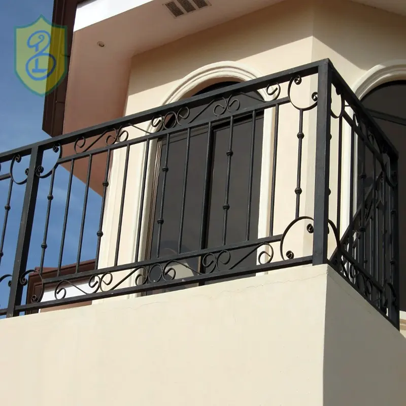 حديد مطاوع مخصص قضبان للشرفة التصاميم ، حاجز فولاذي تصاميم للشرفة