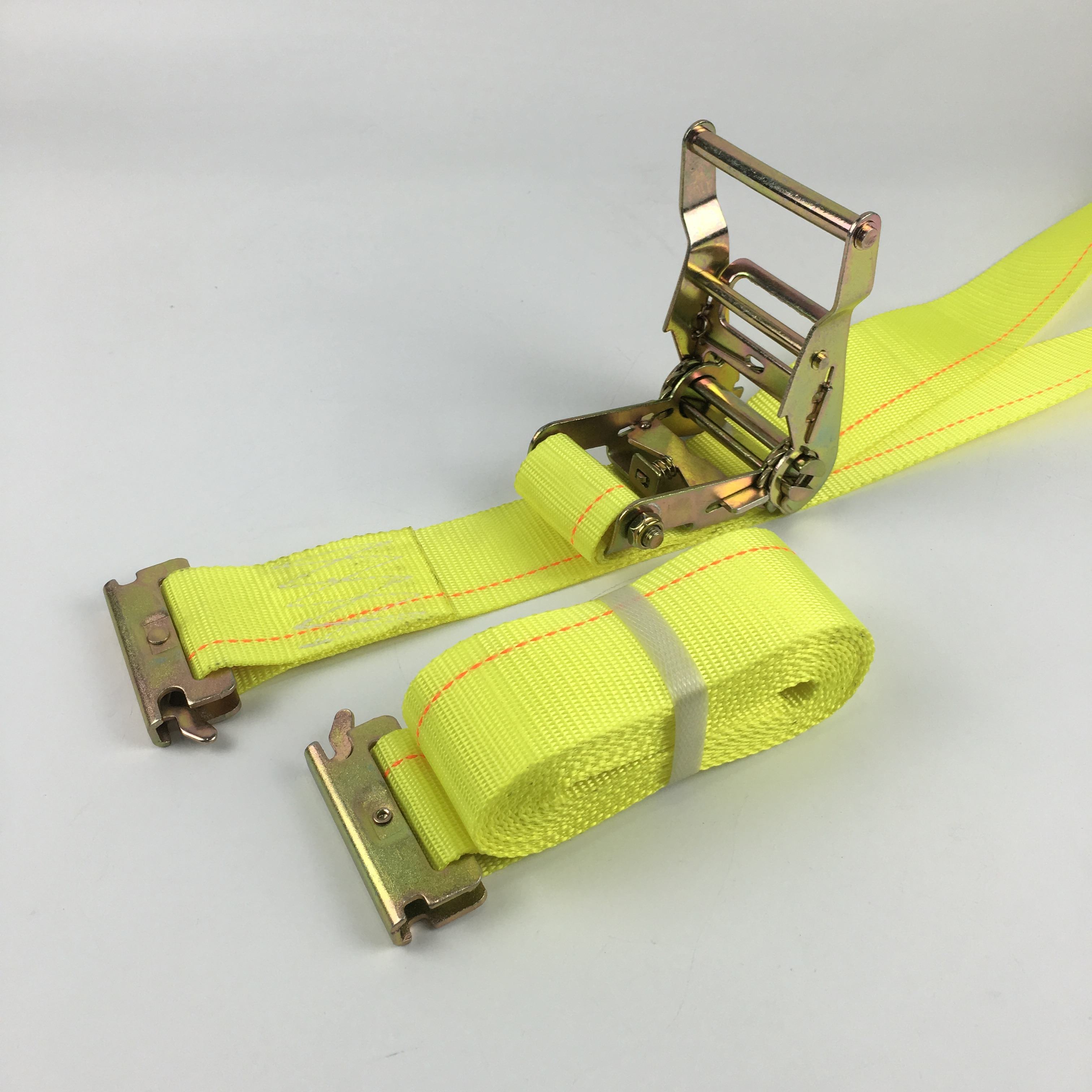 สีเหลือง