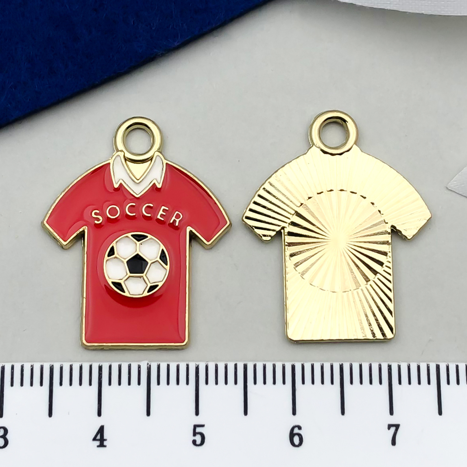 1 uniforme de football de sport rouge soccer20x25mm-1.8g-1