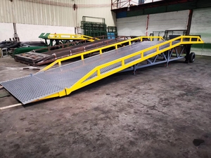 DCQH OEM 10t Adjustable <strong>Movable</strong> Portable Mobile Hydraulic <strong>Loading</strong> <strong>Dock</strong> Ramp for <strong>Loading</strong> <strong>Container</strong> - Product Image 2