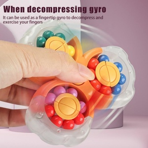 Tam Giác Xoay Đậu Ma Thuật Cube Đầu Ngón Tay Xoắn Hạt Ngón Tay <span class=keywords><strong>Fidget</strong></span> Spinners Phát Sáng Trong Đồ Chơi Tối Cho Người Lớn Trẻ Em Giảm Căng Thẳng - Product Image 3