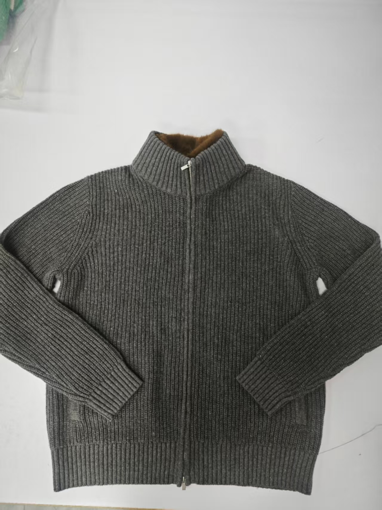 Grigio scuro