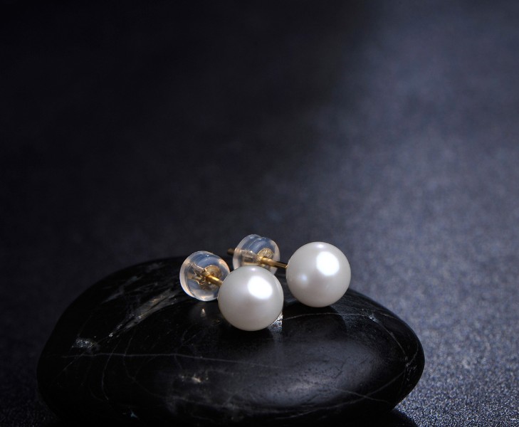 Pendientes de botón de 7.5-8mm