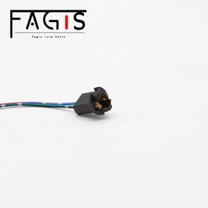 Fabrika T10 plastik araba halojen ampul soket adaptörü 12v Led ampul soket tutucu - Product Image 4